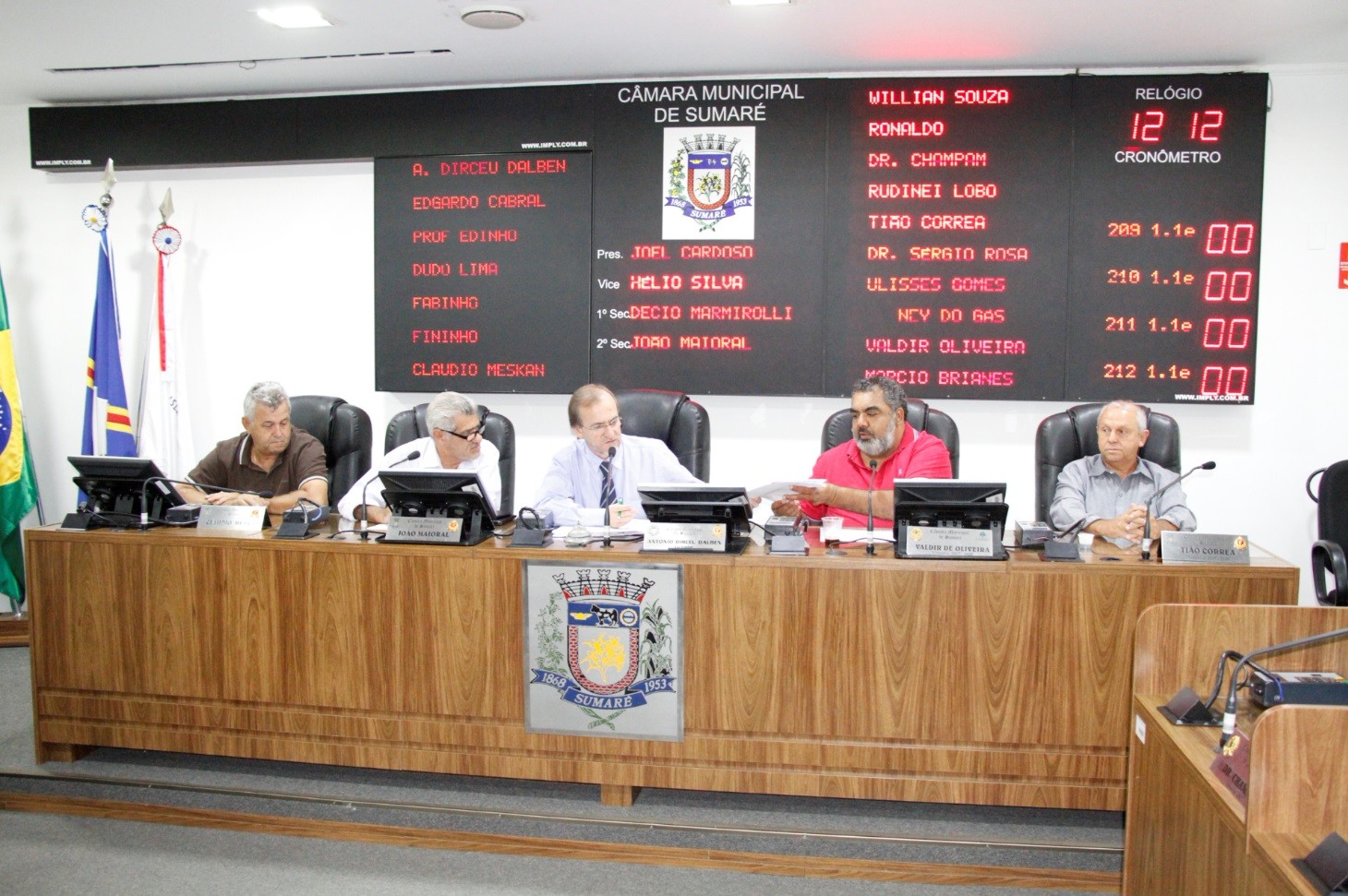 Quatro ofícios foram apresentados na primeira reunião